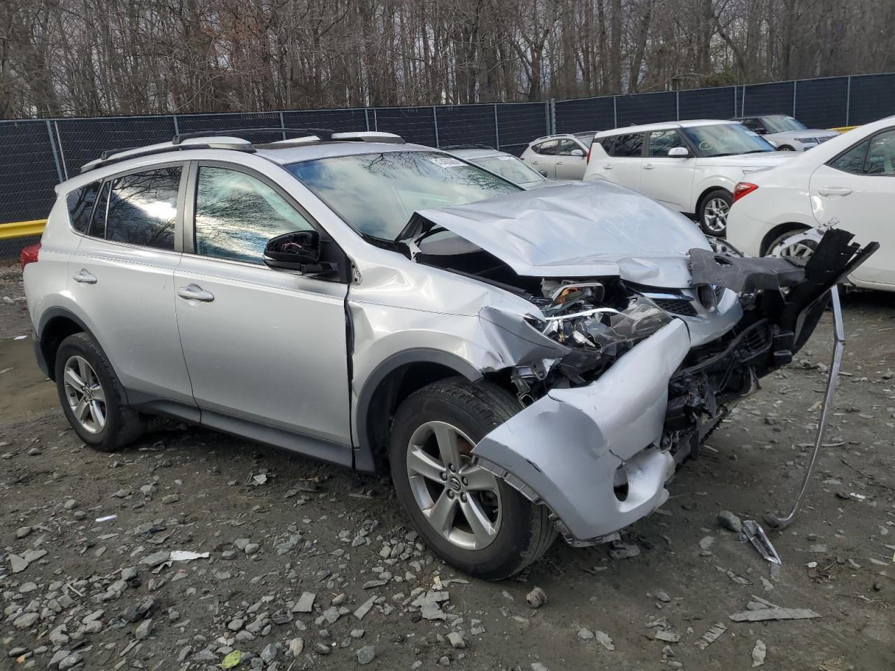 2015 Toyota RAV 4 - Image 4