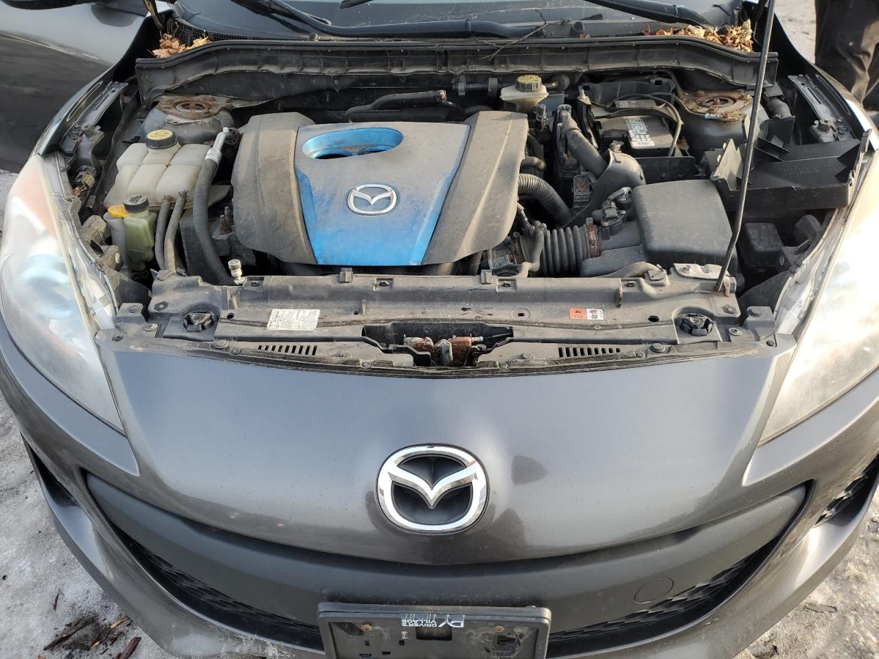 2013 Mazda 3 - Image 11