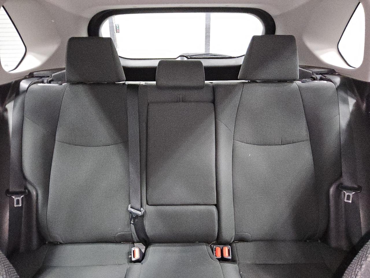 2021 Toyota RAV 4 - Image 10