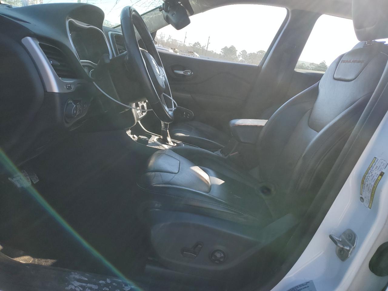 2015 Jeep Cherokee - Image 7