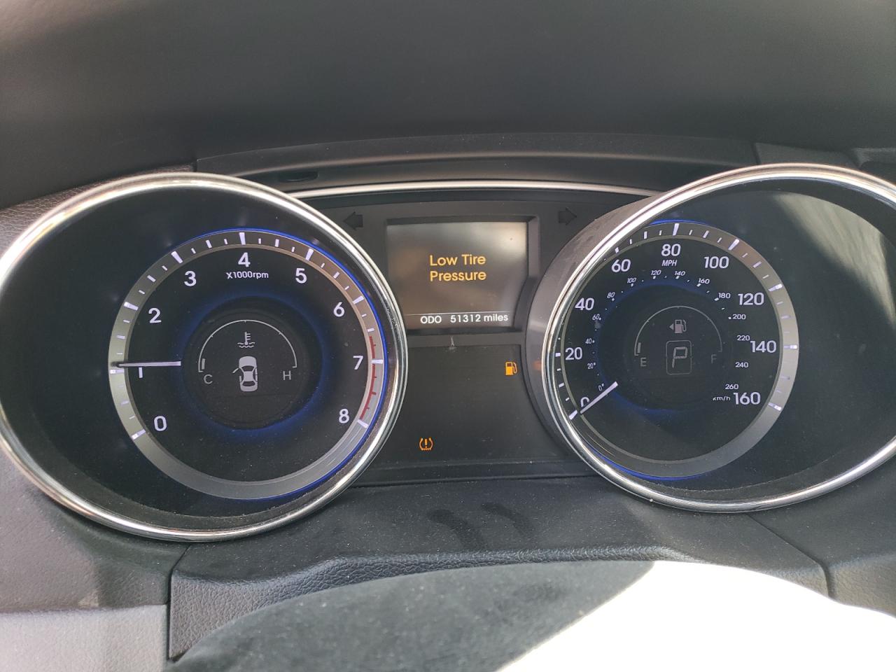 2014 Hyundai Sonata - Image 9