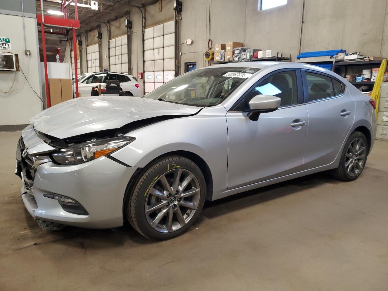 2018 Mazda 3 Touring na sprzedaż w Blaine, MN - Front End