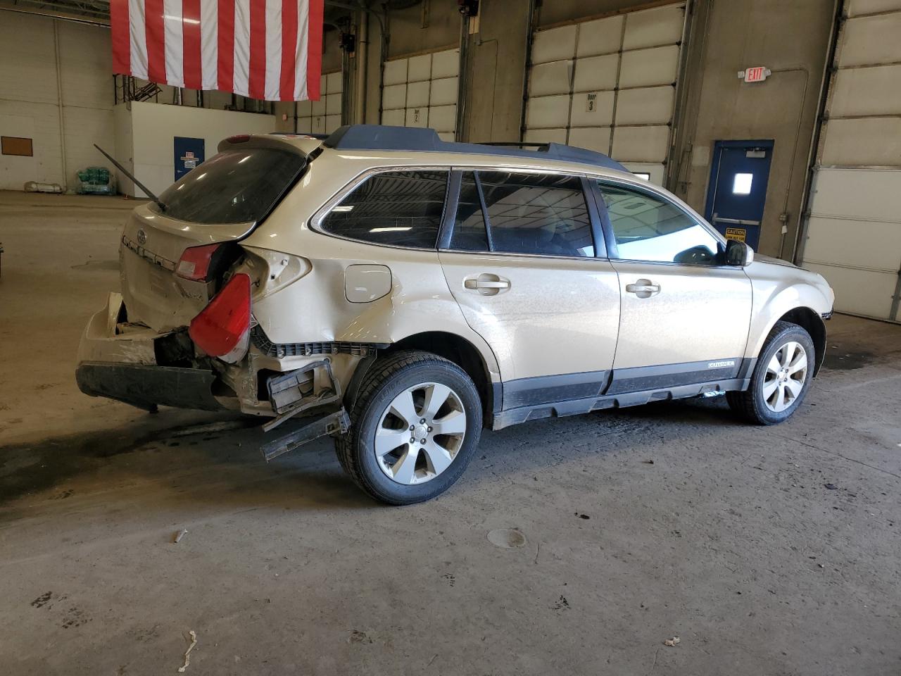 2010 Subaru Outback - Image 3