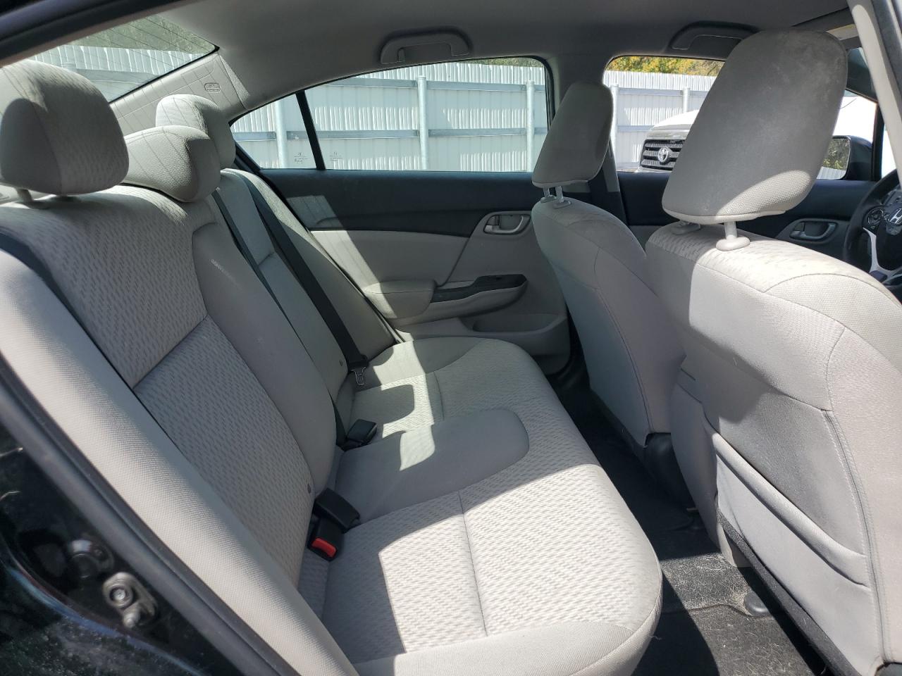 2015 Honda Civic - Image 10