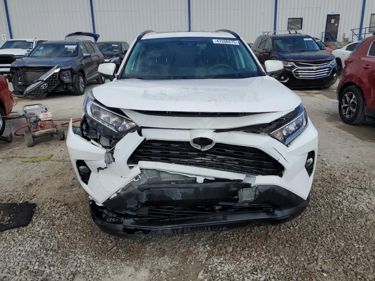 2019 Toyota RAV 4 - Image 5