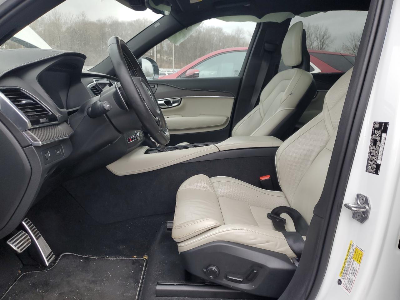 2020 Volvo XC90 - Image 7
