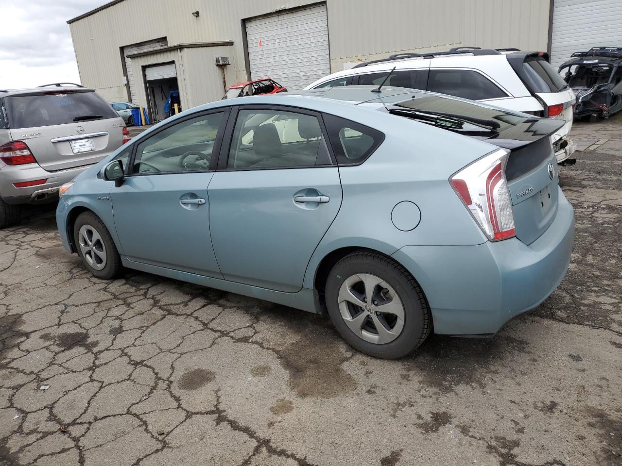2015 Toyota Prius - Image 2