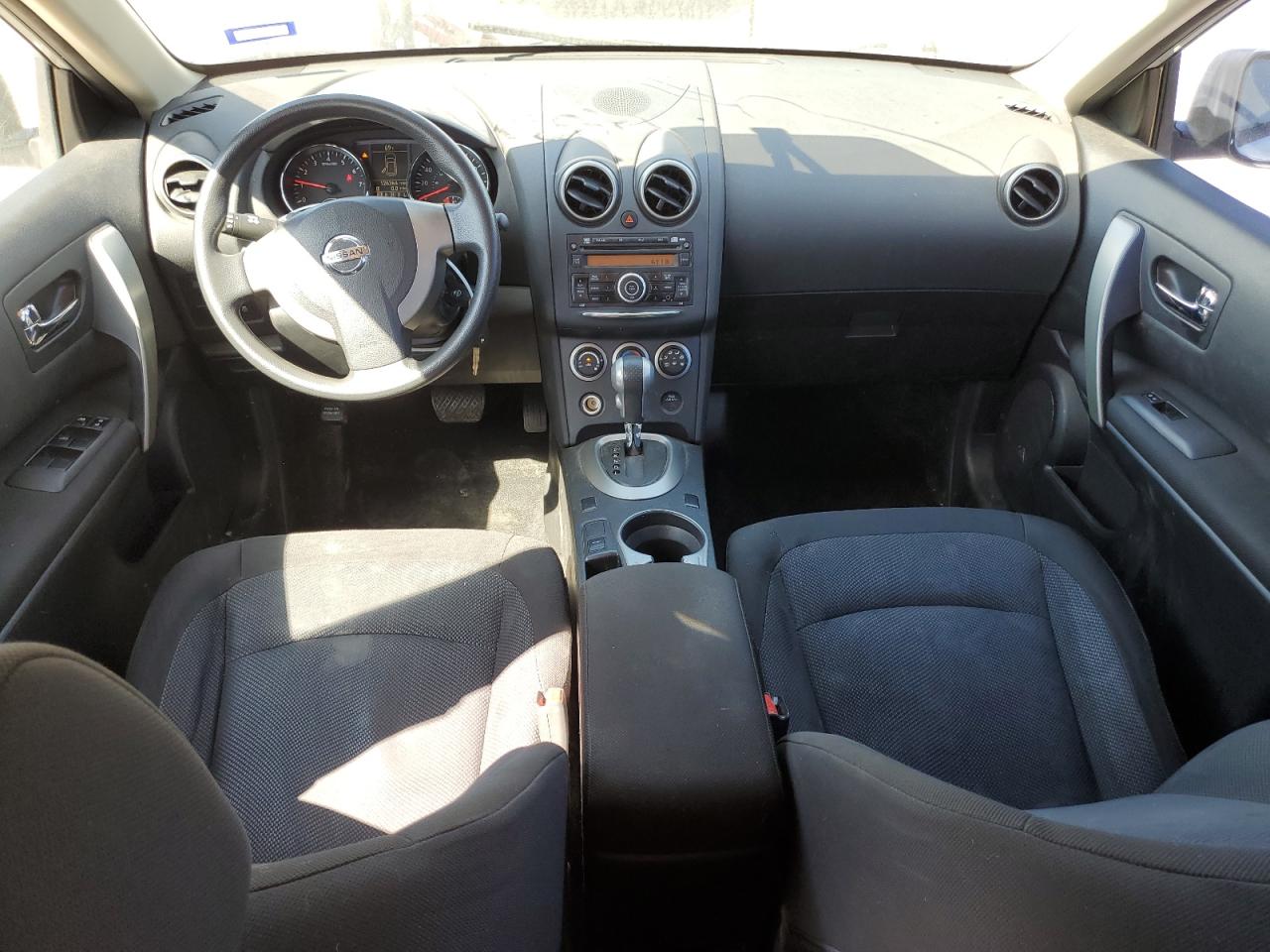 2014 Nissan Rogue - Image 8