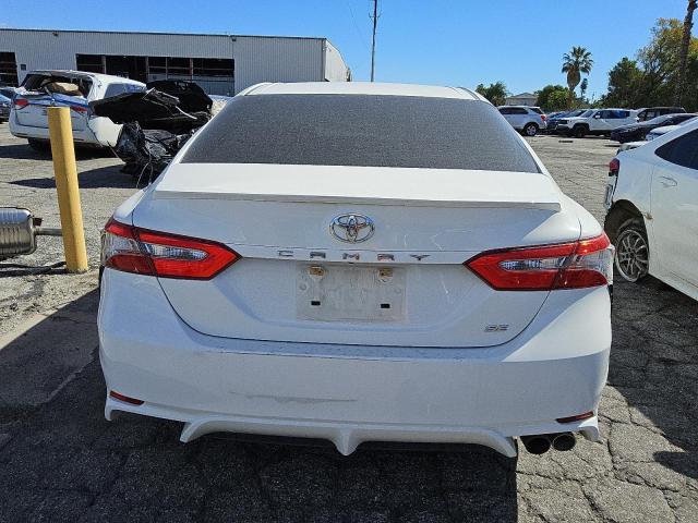  TOYOTA CAMRY 2018 Biały