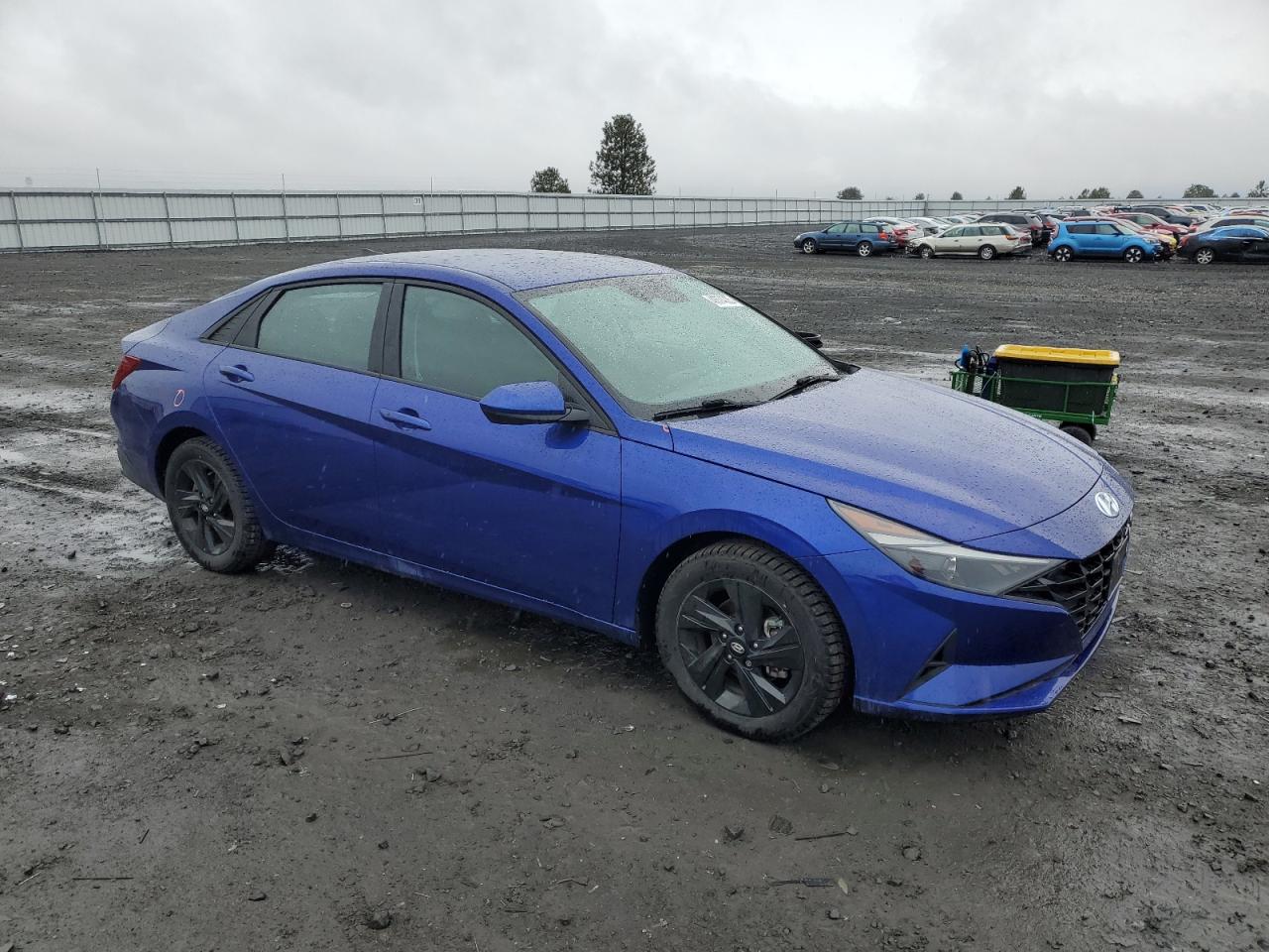2023 Hyundai Elantra - Image 4