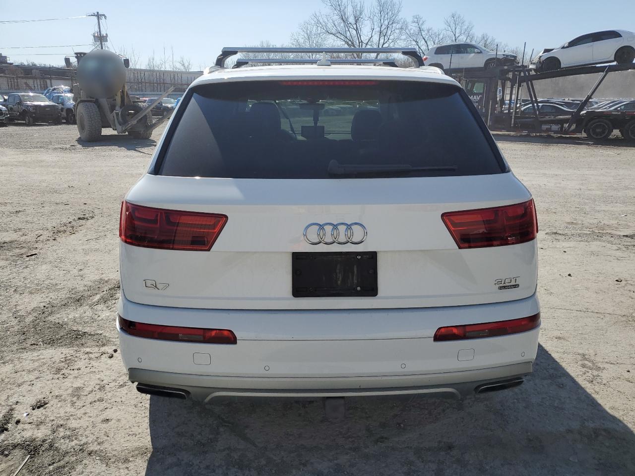 2017 Audi Q7 - Image 6