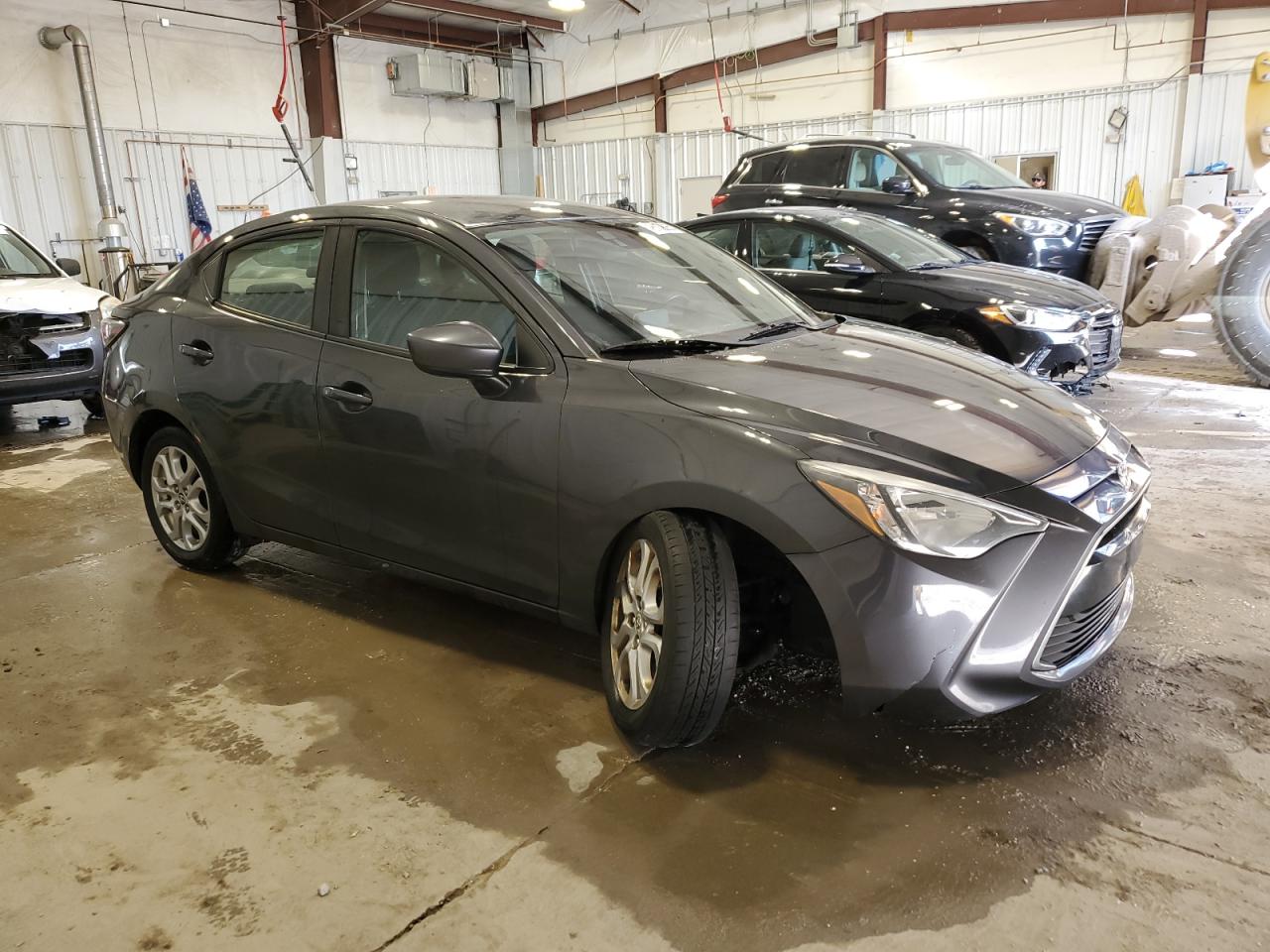 2017 Toyota Yaris - Image 4