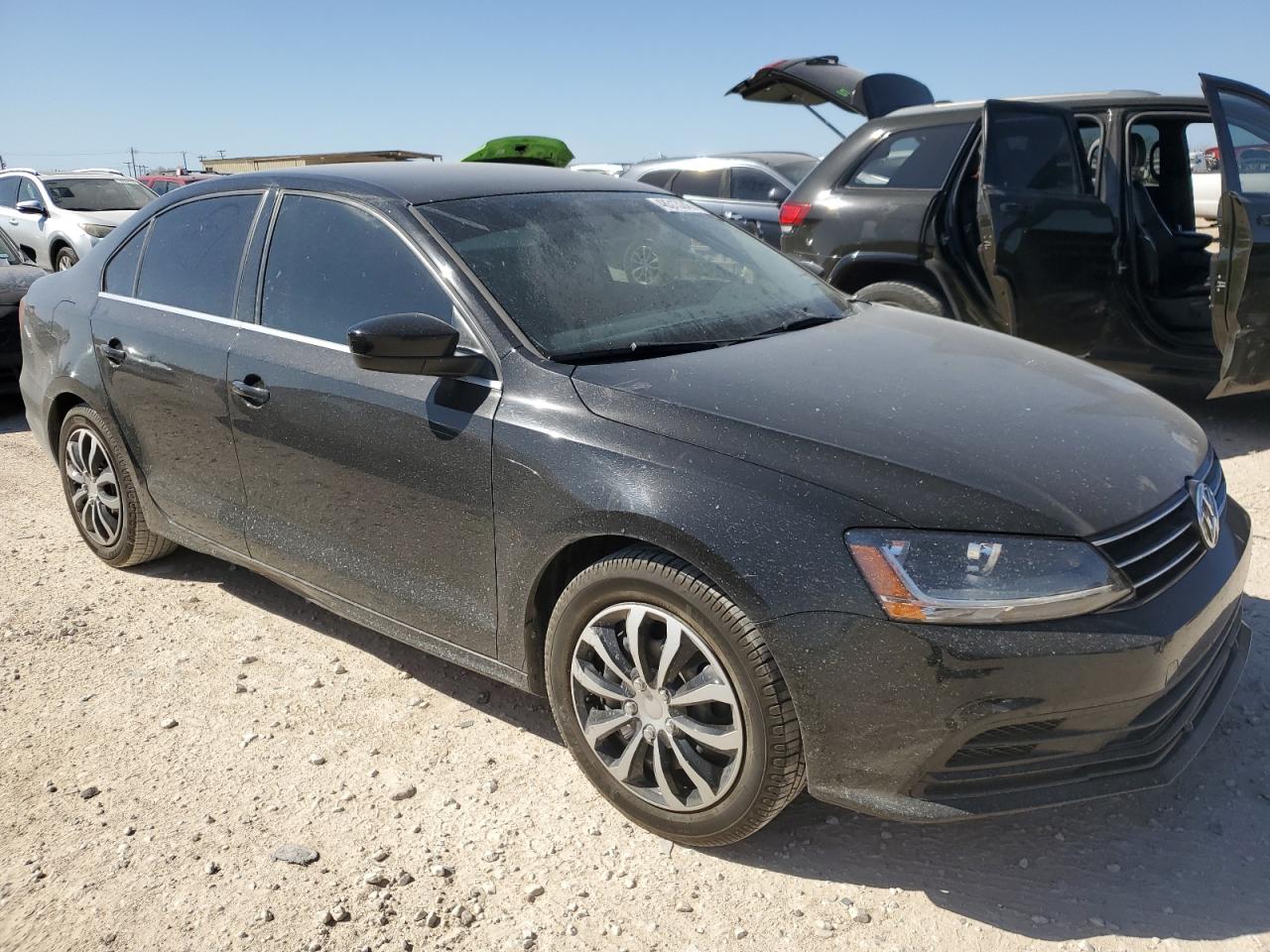 2017 Volkswagen Jetta - Image 4