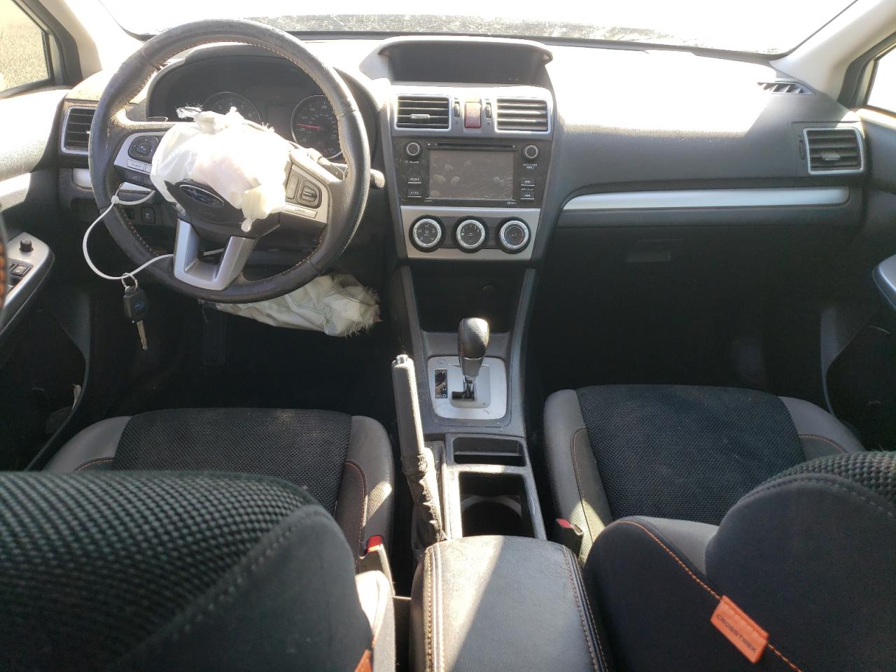 2016 Subaru XV - Image 8