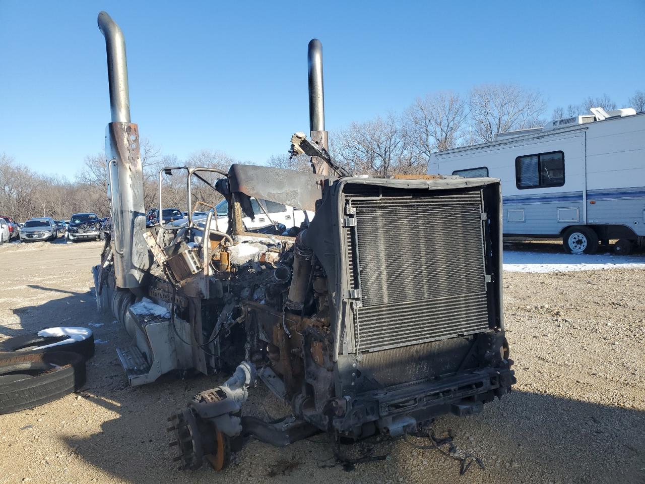 2018 Peterbilt 389 Semi Truck en Venta en Kansas City, KS - Burn