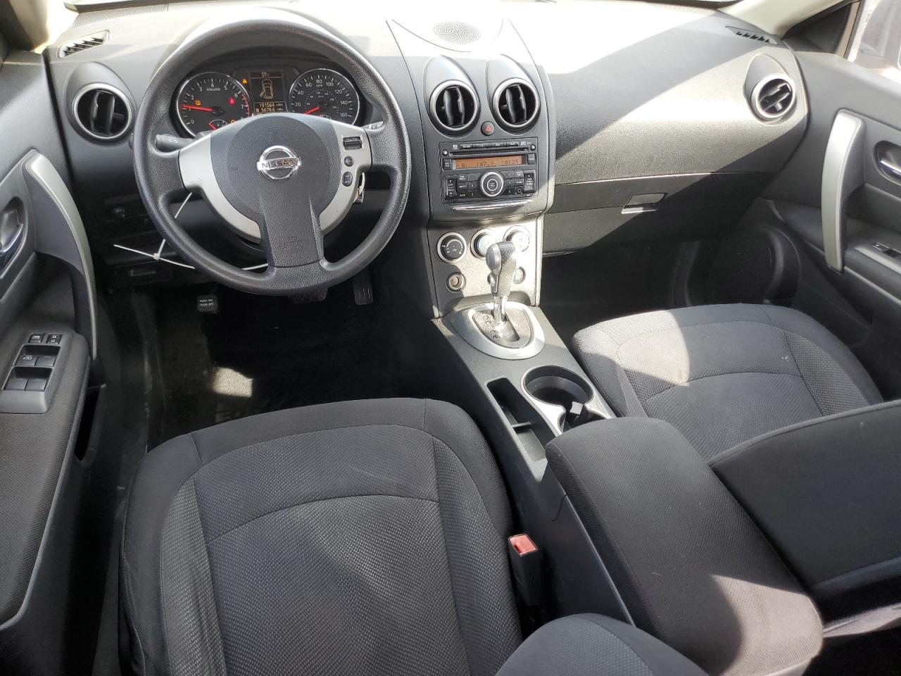 2011 Nissan Rogue - Image 8