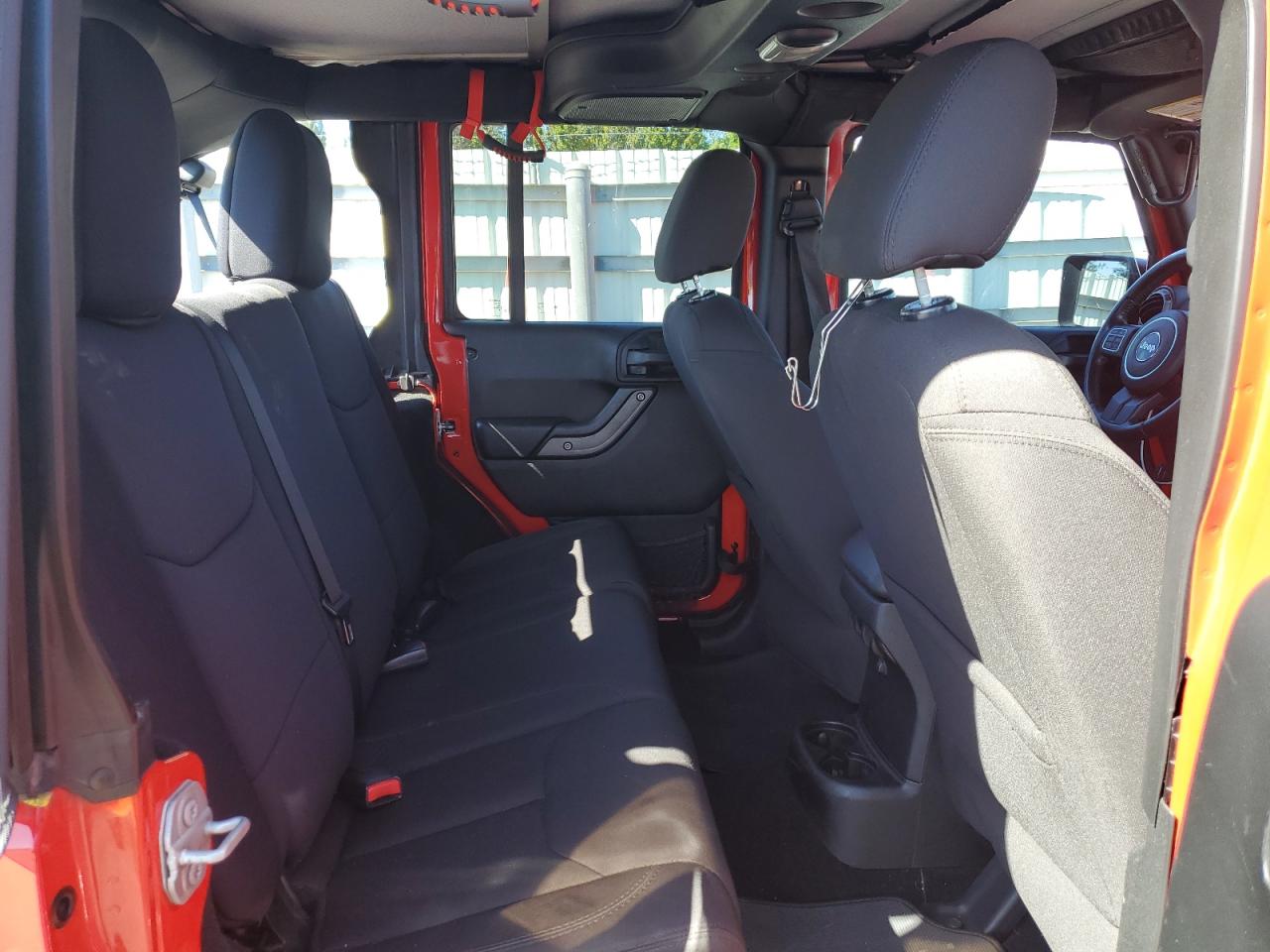 2017 Jeep Wrangler - Image 11