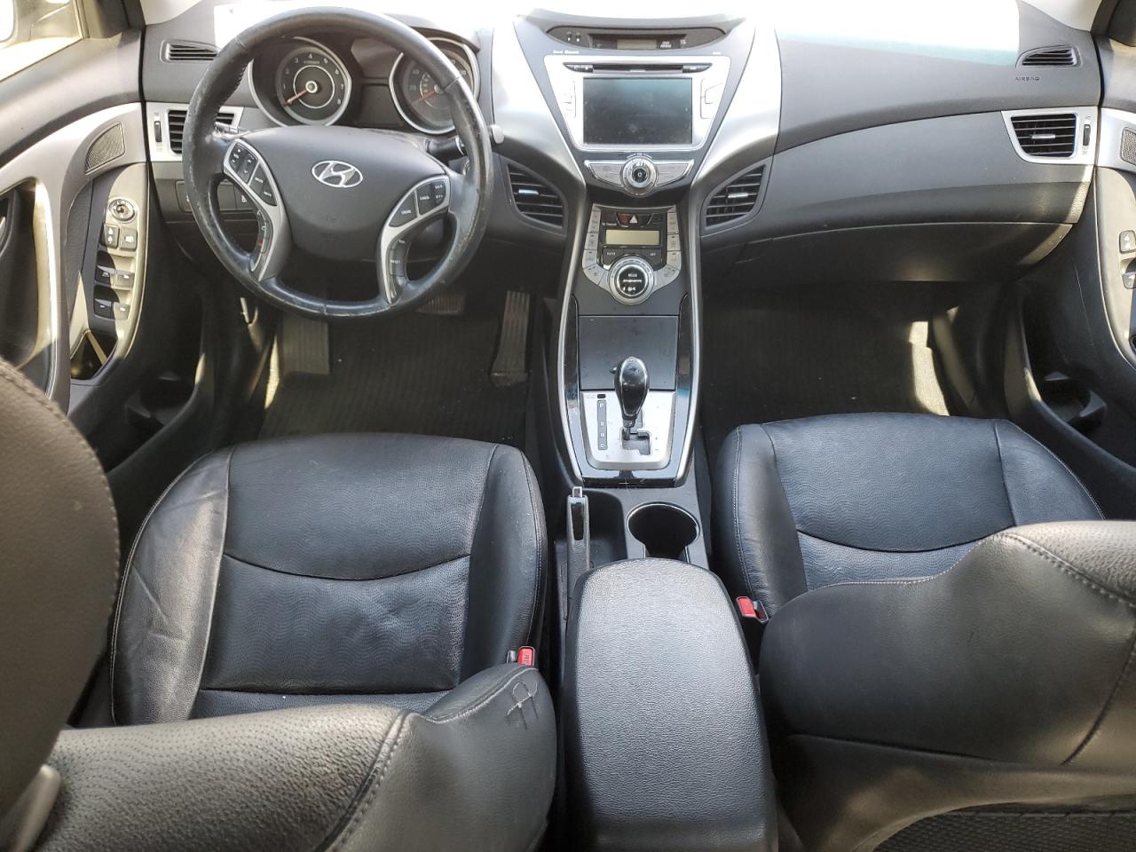 2013 Hyundai Elantra - Image 8