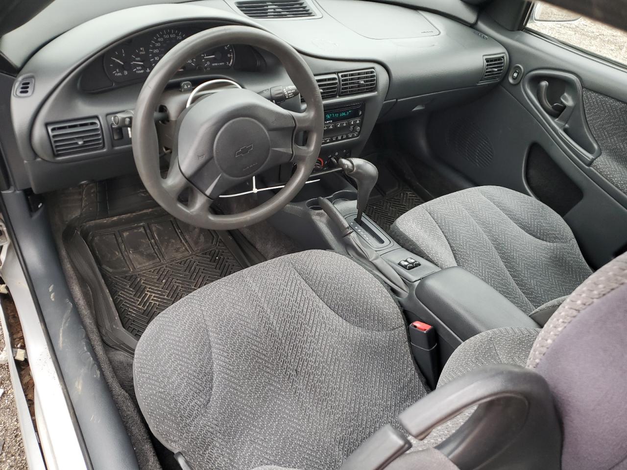 2004 Chevrolet Cavalier - Image 8