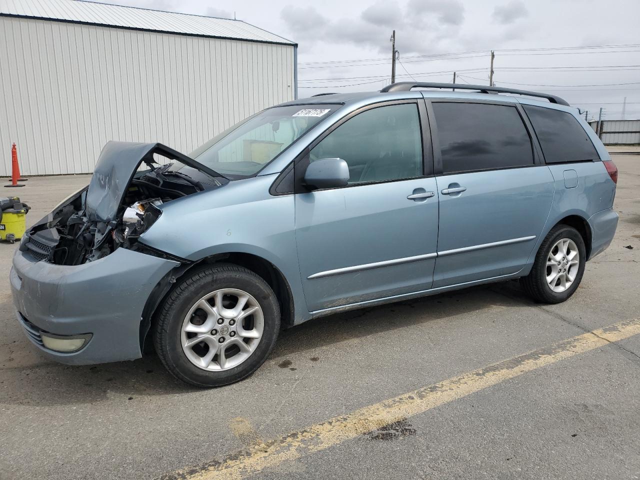 2005 Toyota Sienna Xle for Sale in Nampa, ID - Front End