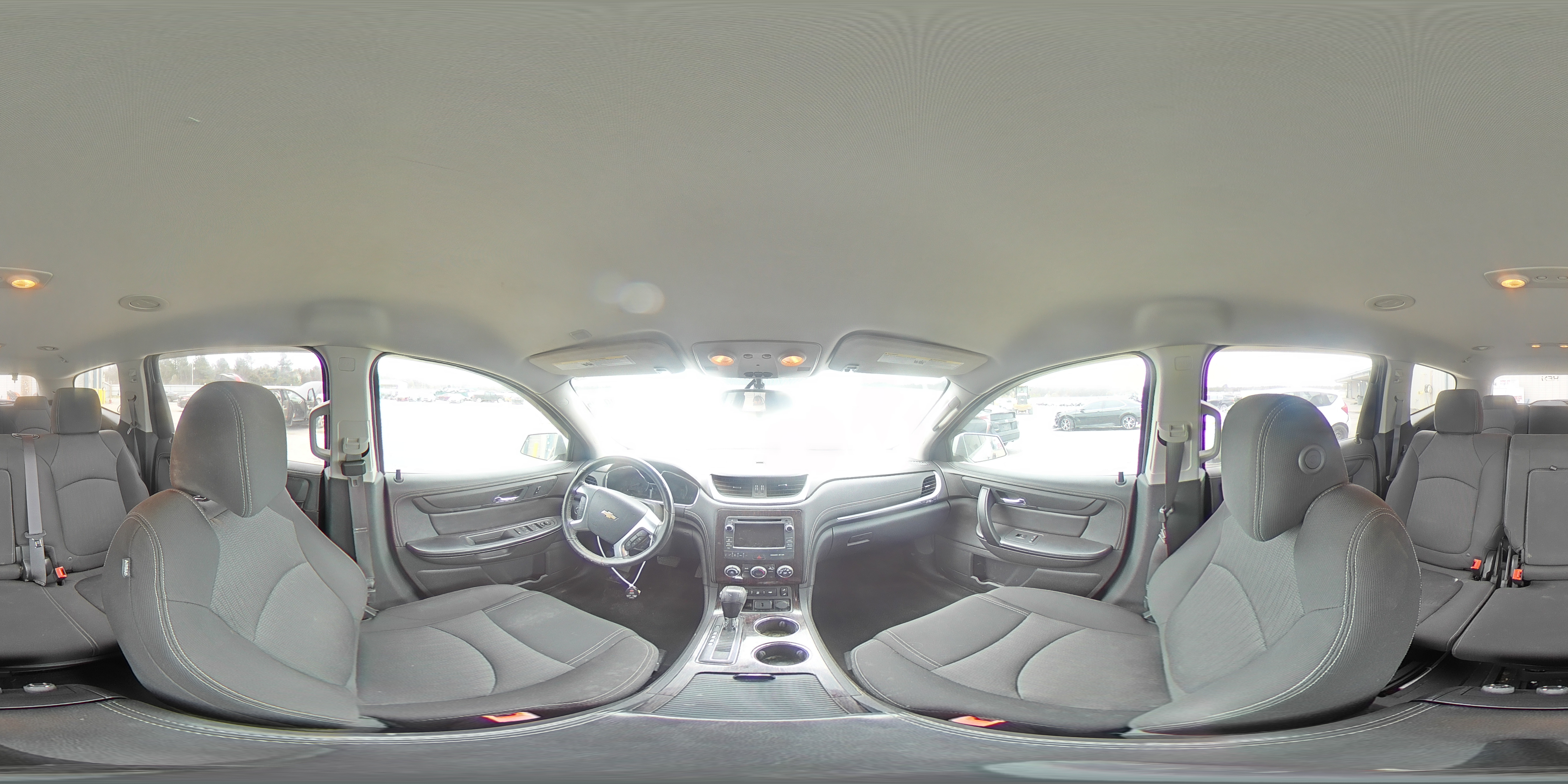 2015 Chevrolet Traverse - Image 15