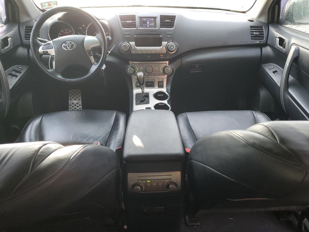 2012 Toyota Highlander - Image 8