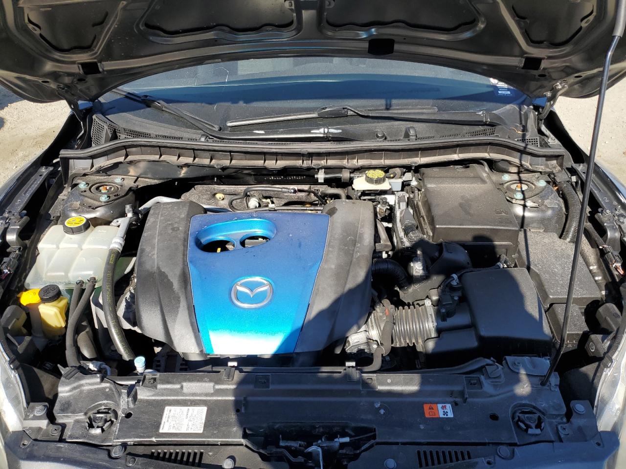 2012 Mazda 3 - Image 11
