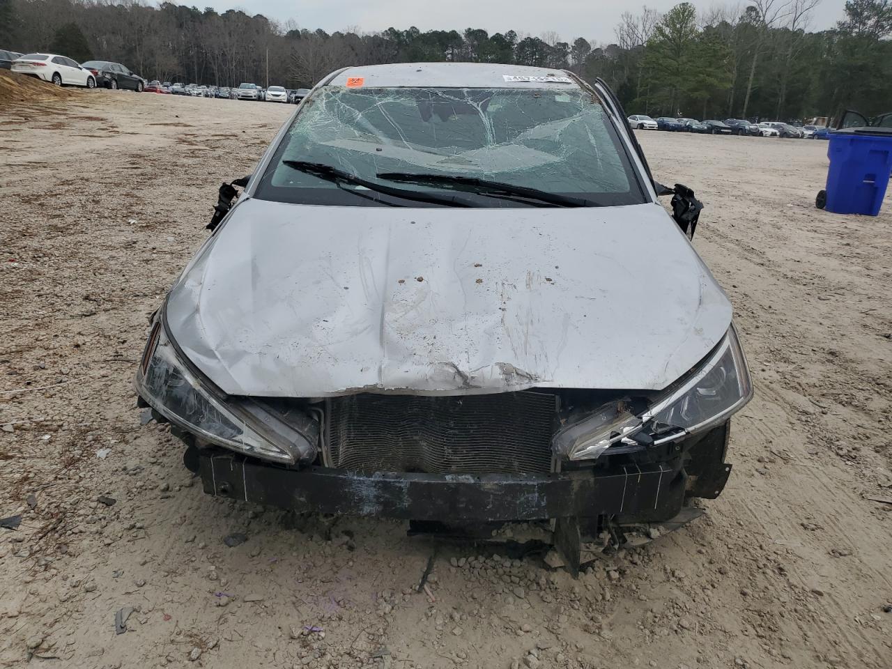 2019 Hyundai Elantra - Image 5