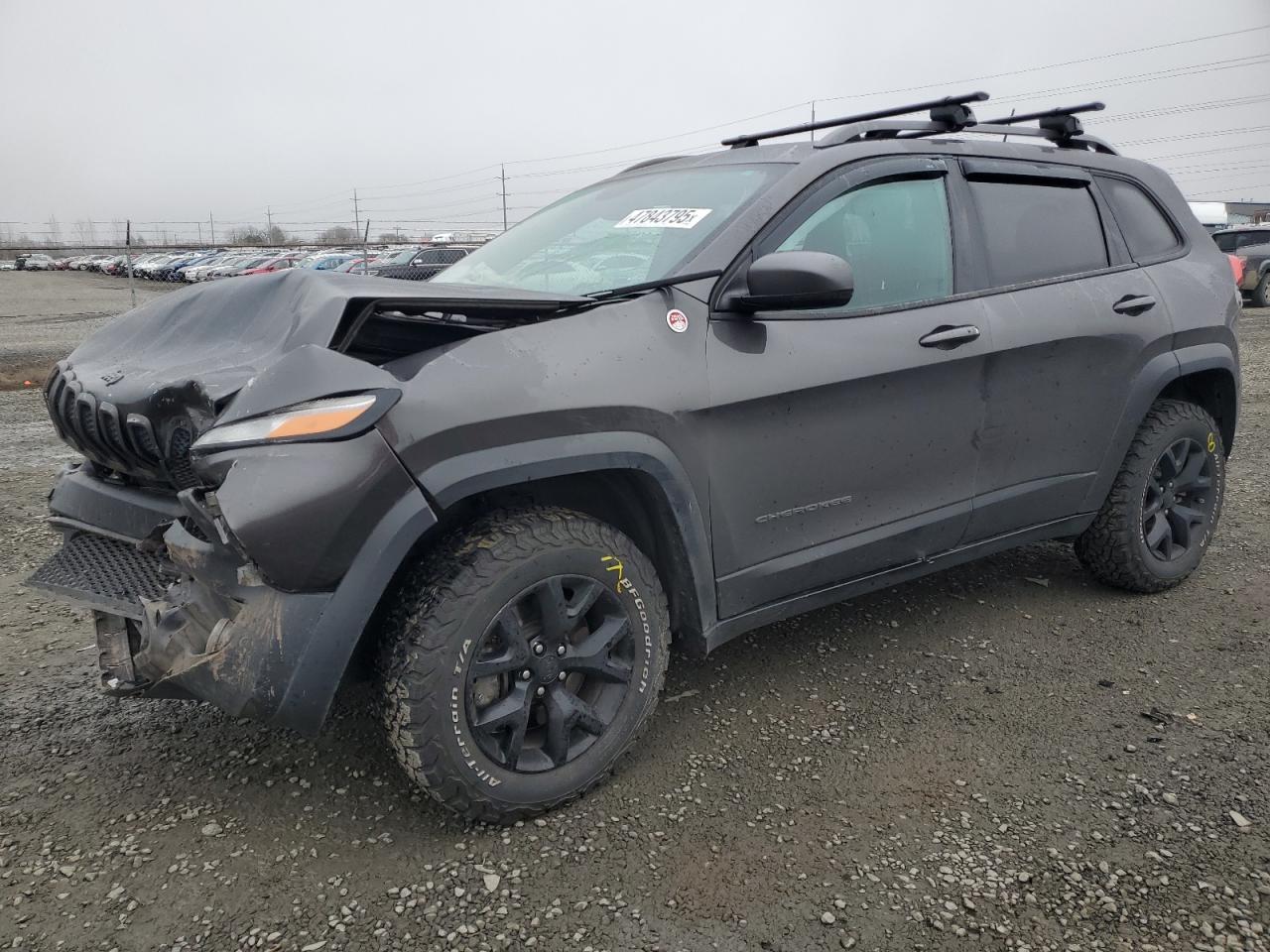 2017 Jeep Cherokee Trailhawk للبيع في Eugene، OR - Front End