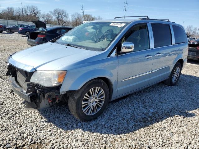 2013 Chrysler Town & Country Touring L