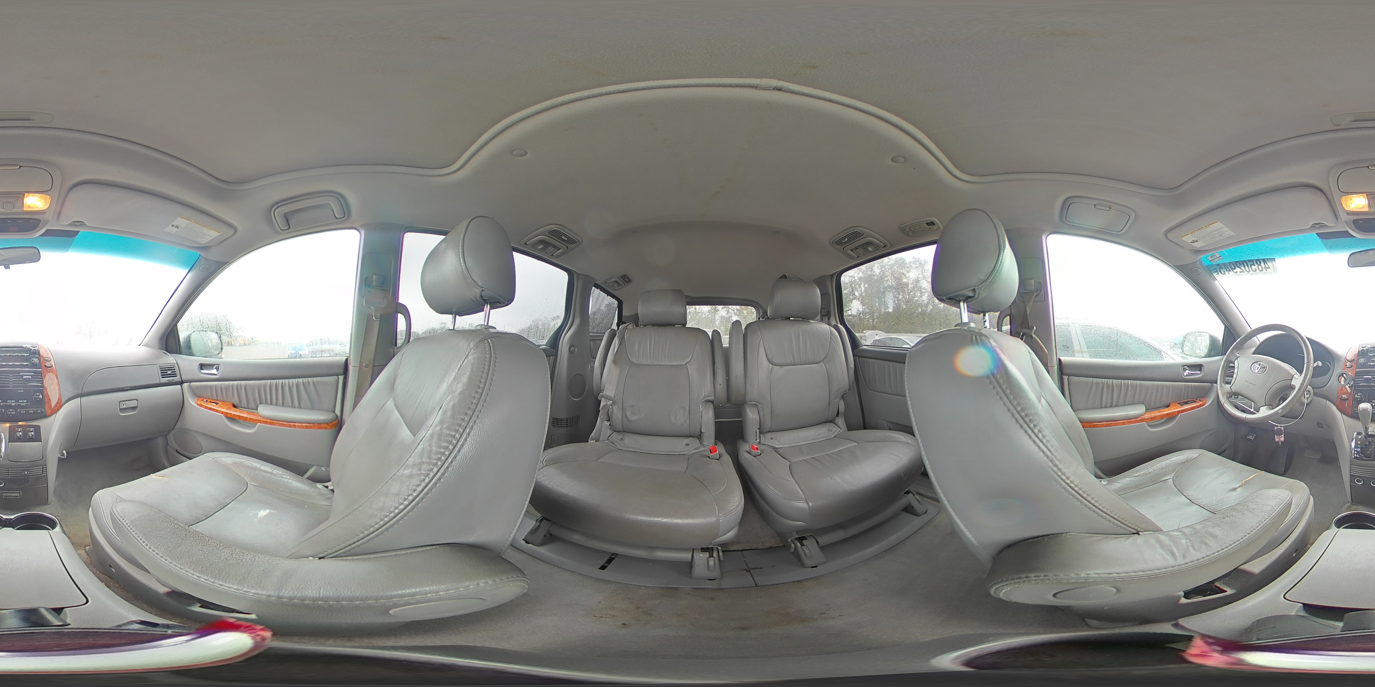 2007 Toyota Sienna - Image 14