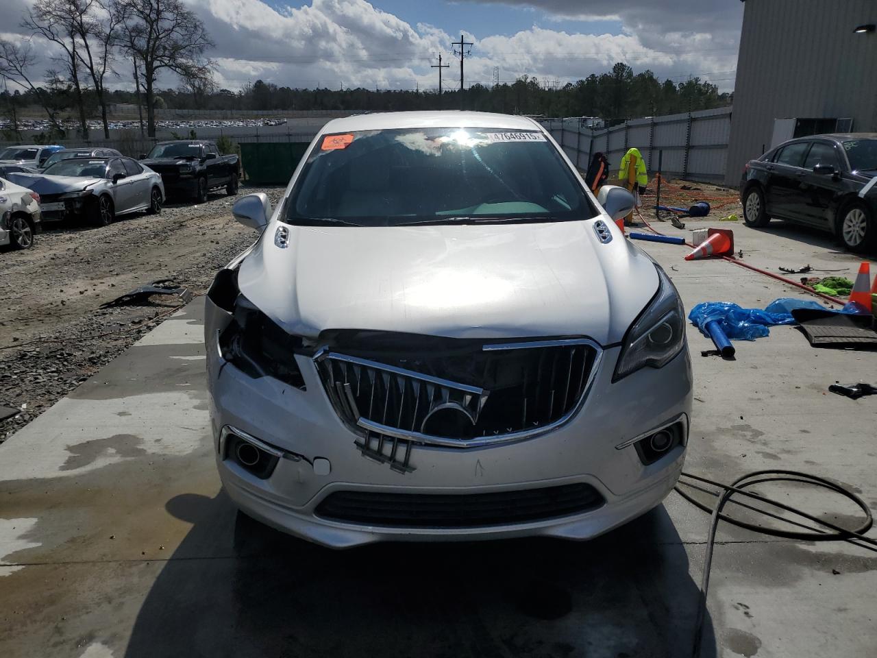 2017 Buick Envision - Image 5