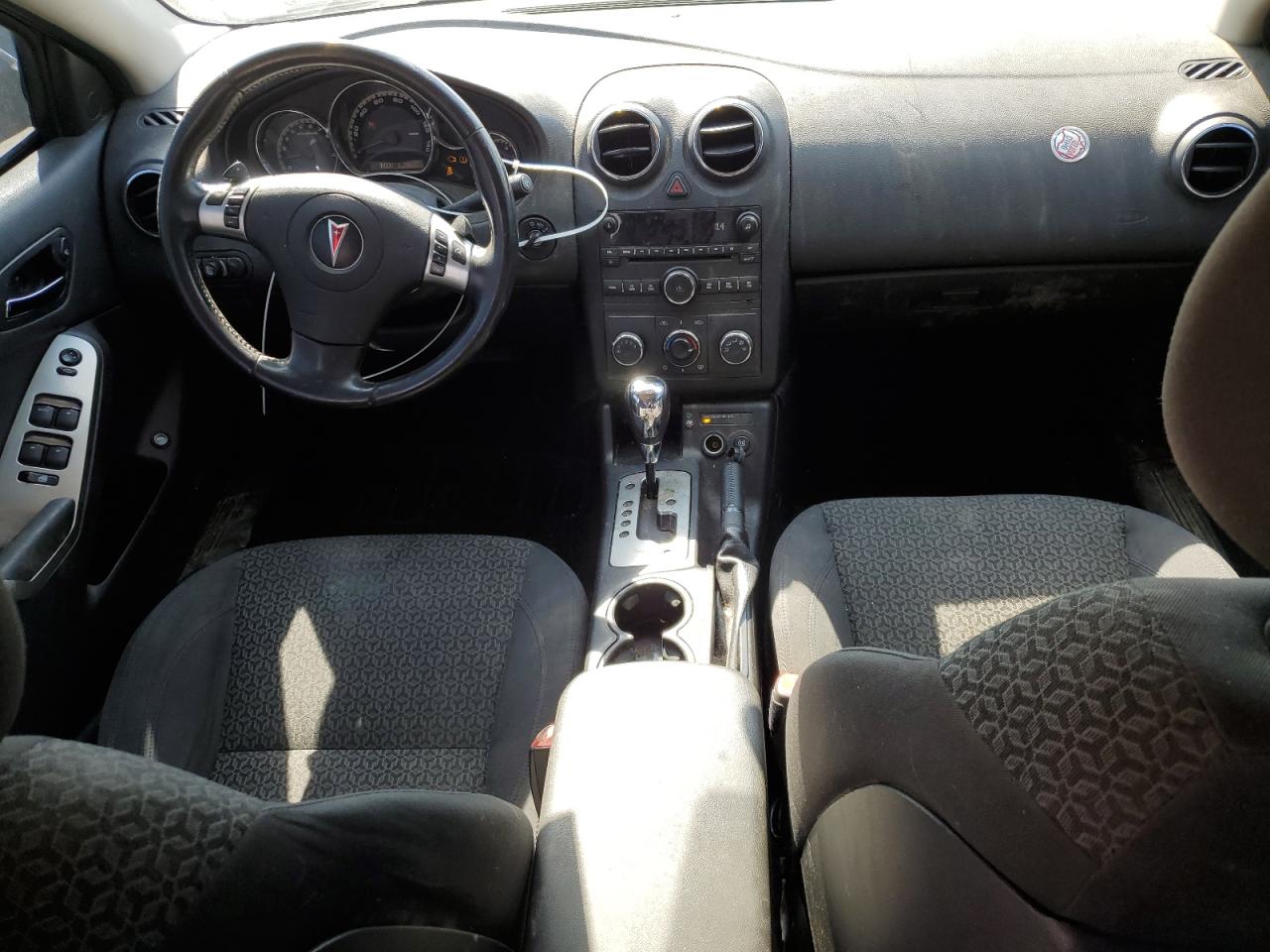2009 Pontiac G6 - Image 8