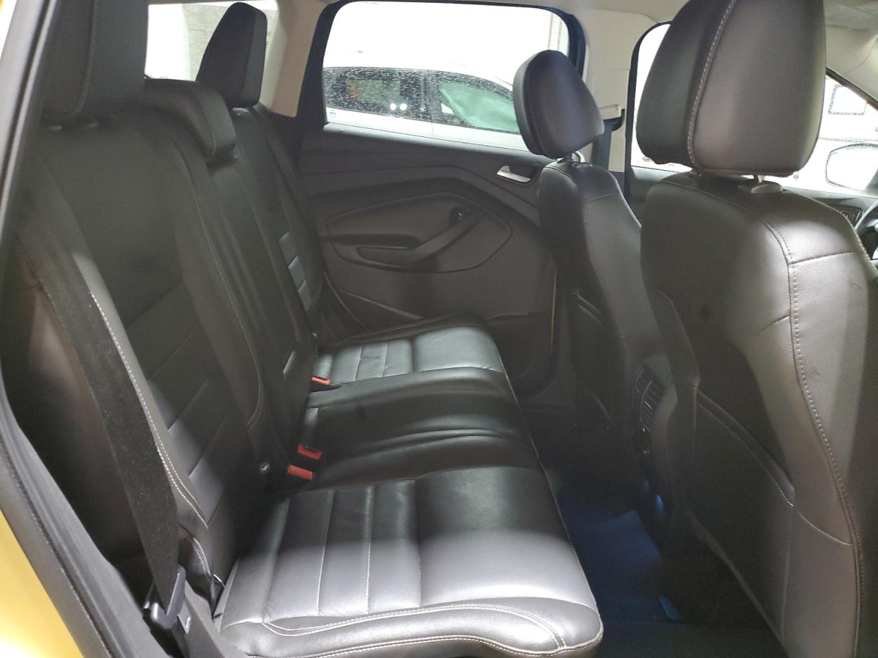 2014 Ford Escape - Image 11