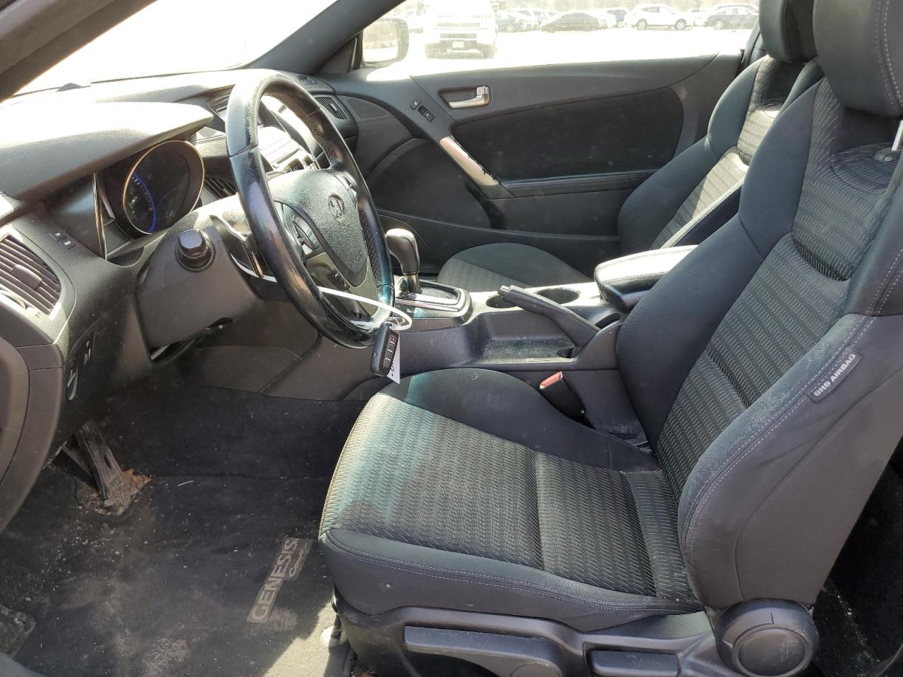 2014 Hyundai Genesis - Image 7