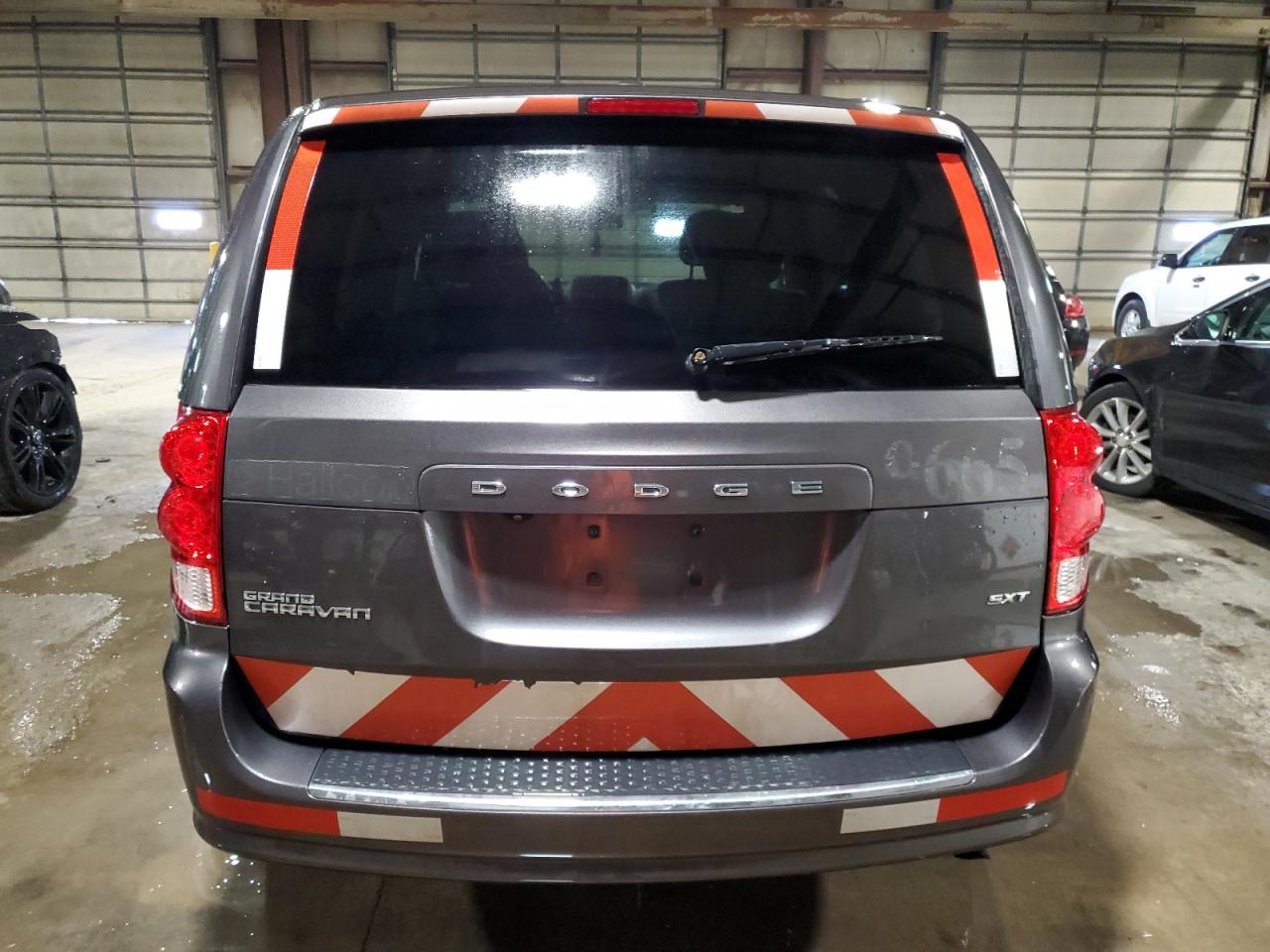 2020 Dodge Caravan - Image 6