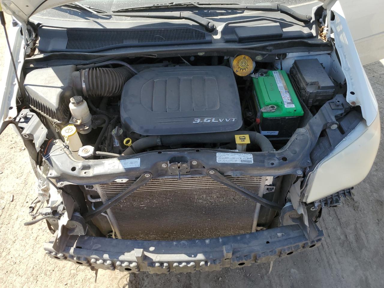 2013 Dodge Caravan - Image 12