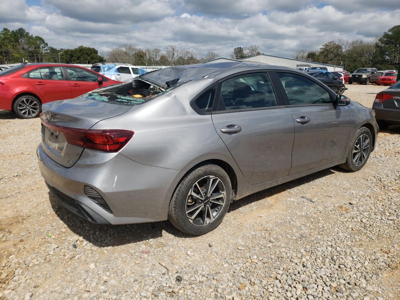 2023 Kia Forte - Image 3