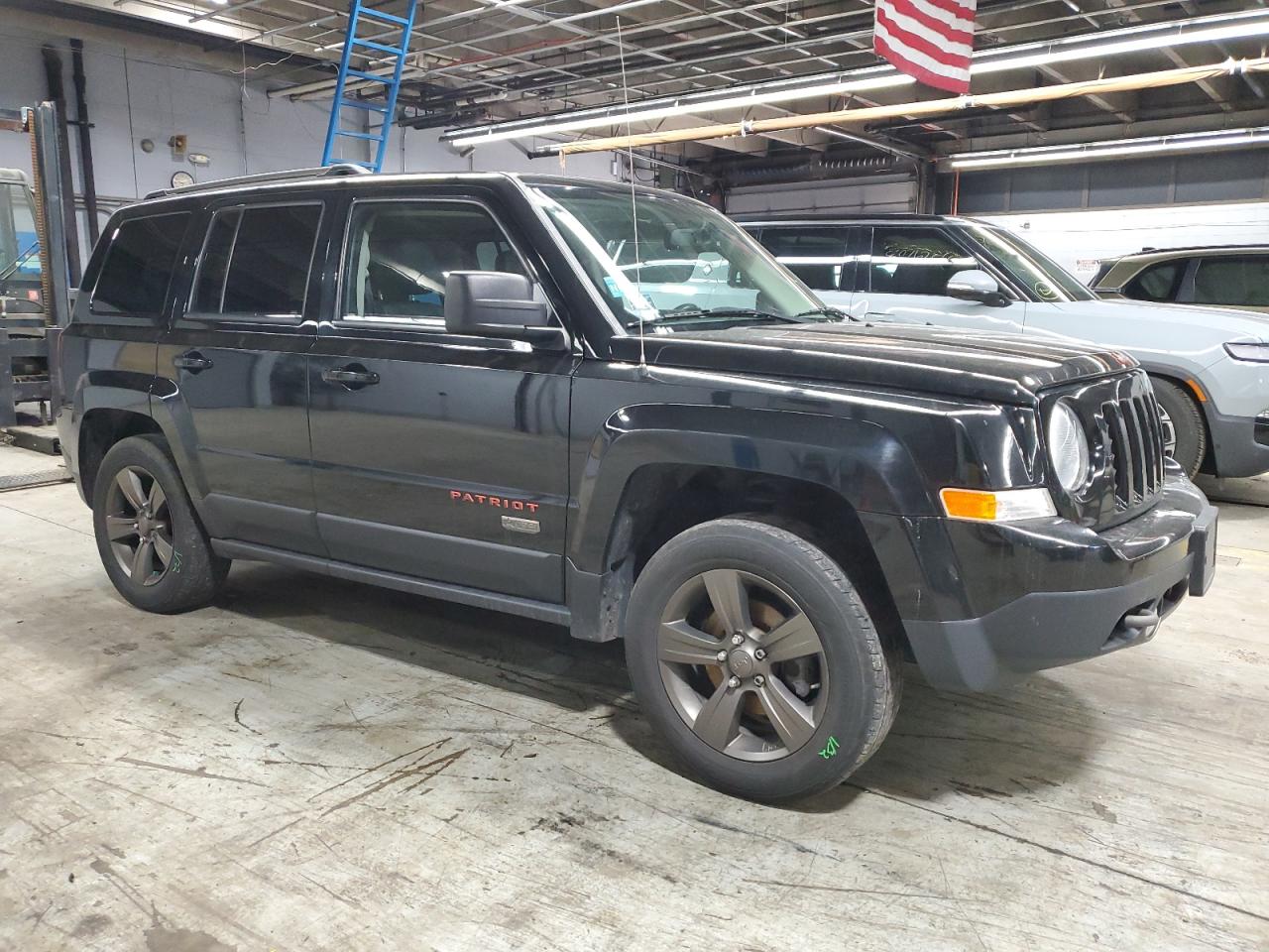 2016 Jeep Liberty (Patriot) - Image 4