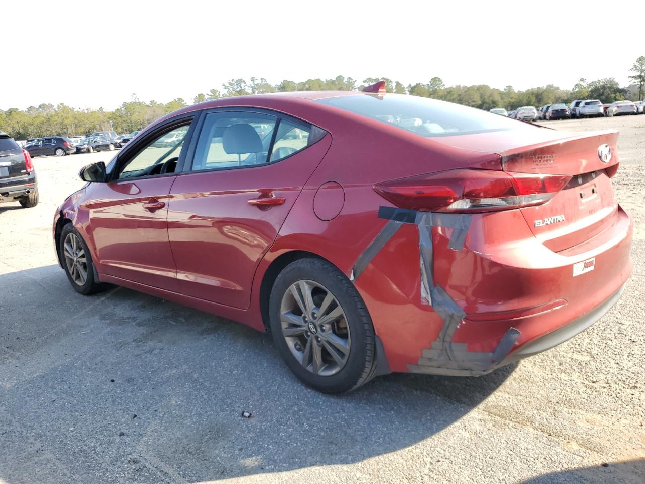 2018 Hyundai Elantra - Image 2