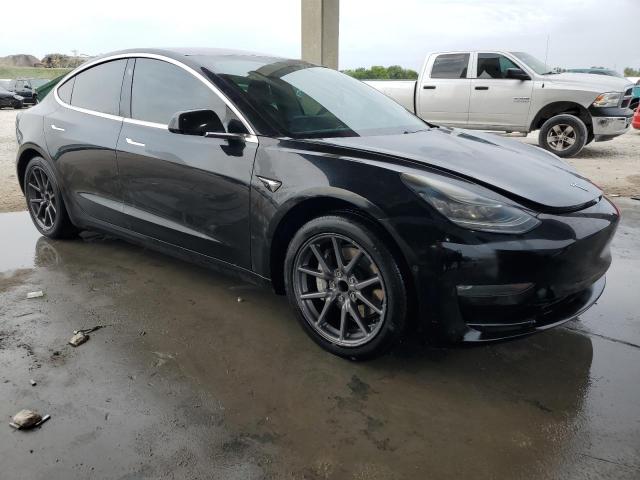  TESLA MODEL 3 2019 Czarny