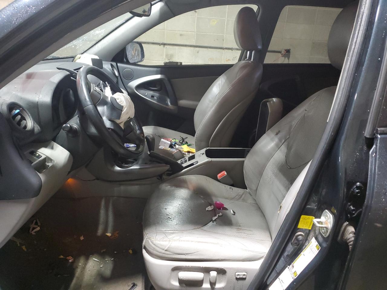 2011 Toyota RAV 4 - Image 7
