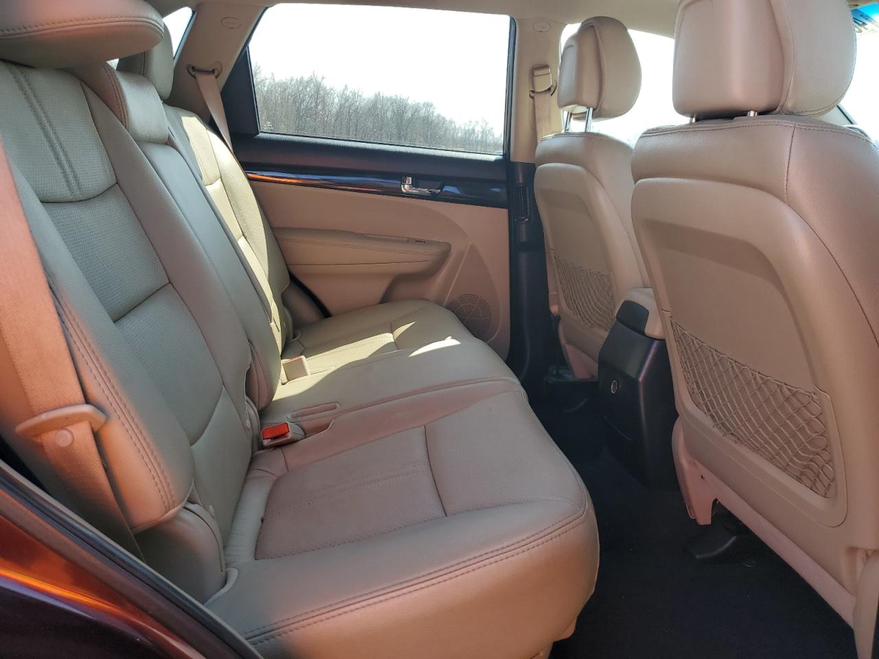 2011 Kia Sorento - Image 12