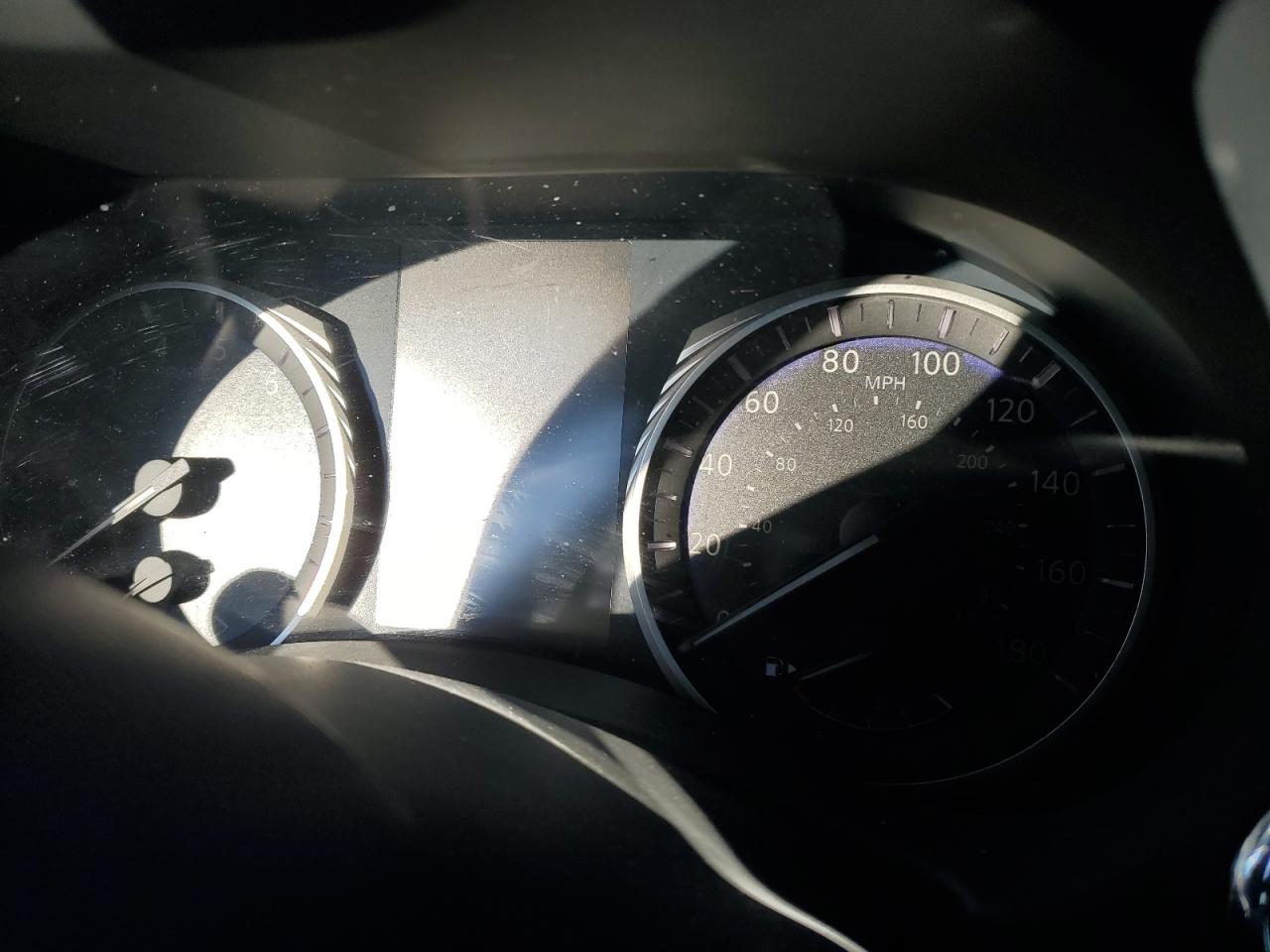 2014 Infiniti Q50 - Image 9
