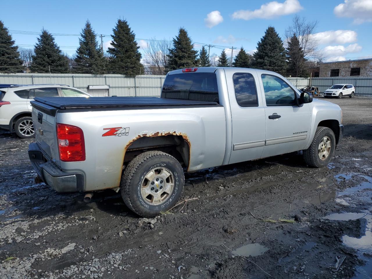 2012 Chevrolet Silverado - Image 3