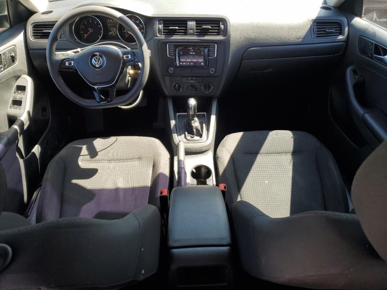2016 Volkswagen Jetta - Image 8