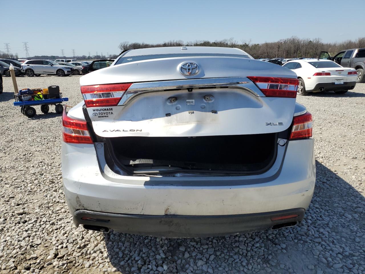 2014 Toyota Avalon - Image 6