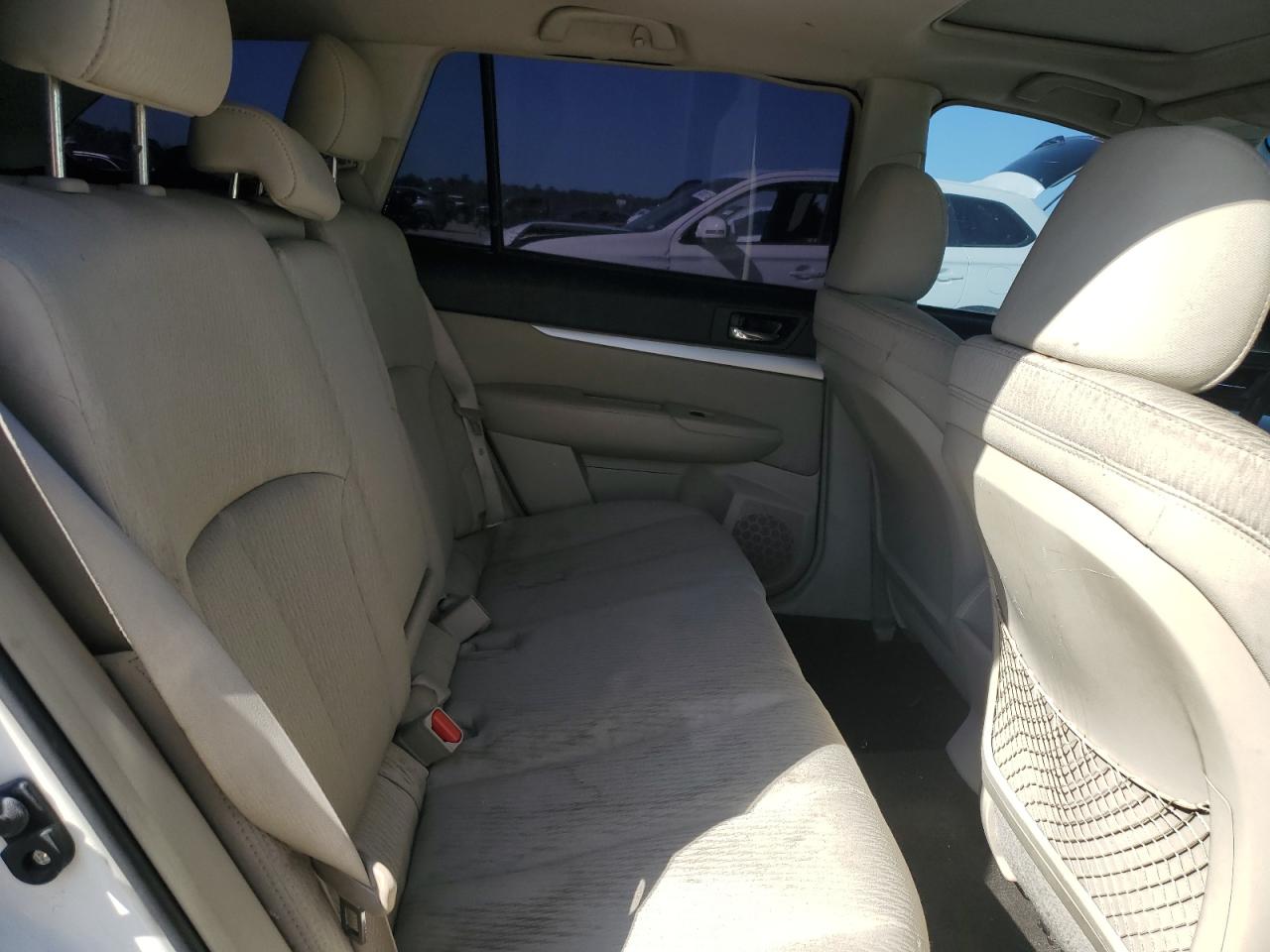 2011 Subaru Outback 2.5I Premium VIN: 4S4BRBGC2B3438462 Lot: 48910885