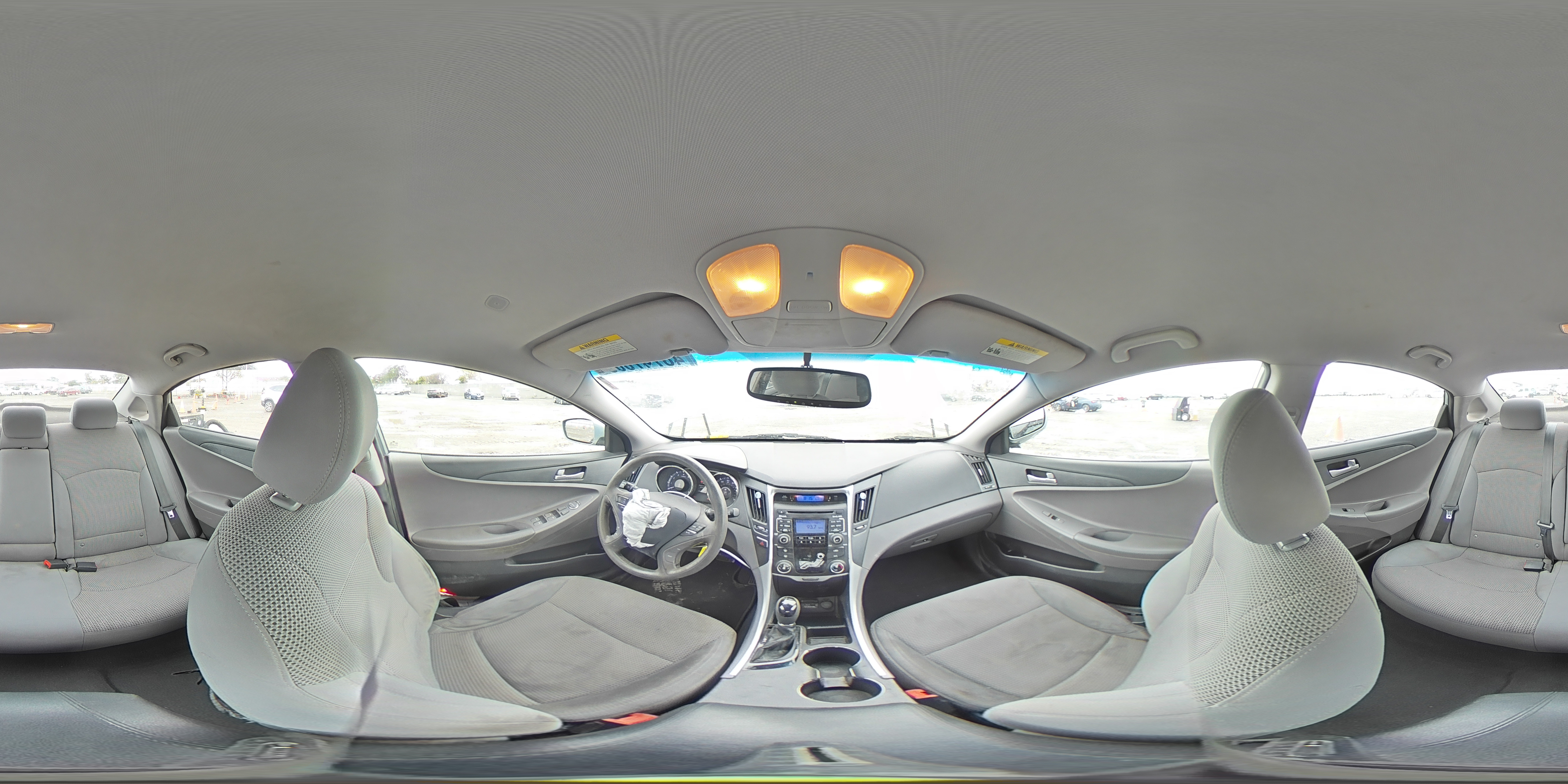 2011 Hyundai Sonata - Image 13