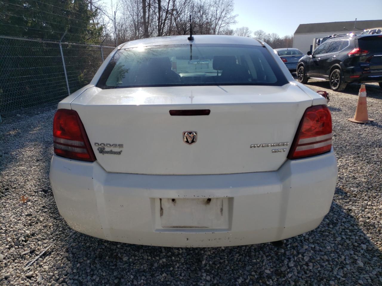2010 Dodge Avenger - Image 6
